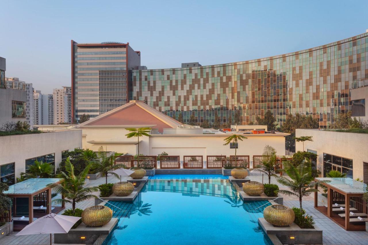 Sheraton Grand Bengaluru Whitefield Hotel & Convention Center Exterior foto